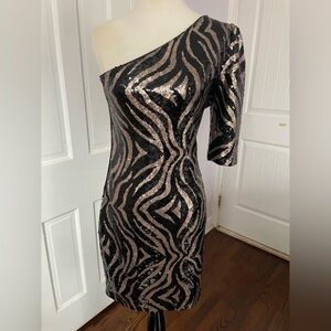 LIU•JO Milano Sequin One-Shoulder Dress – Black & Gold, Size US 6/ EU 36